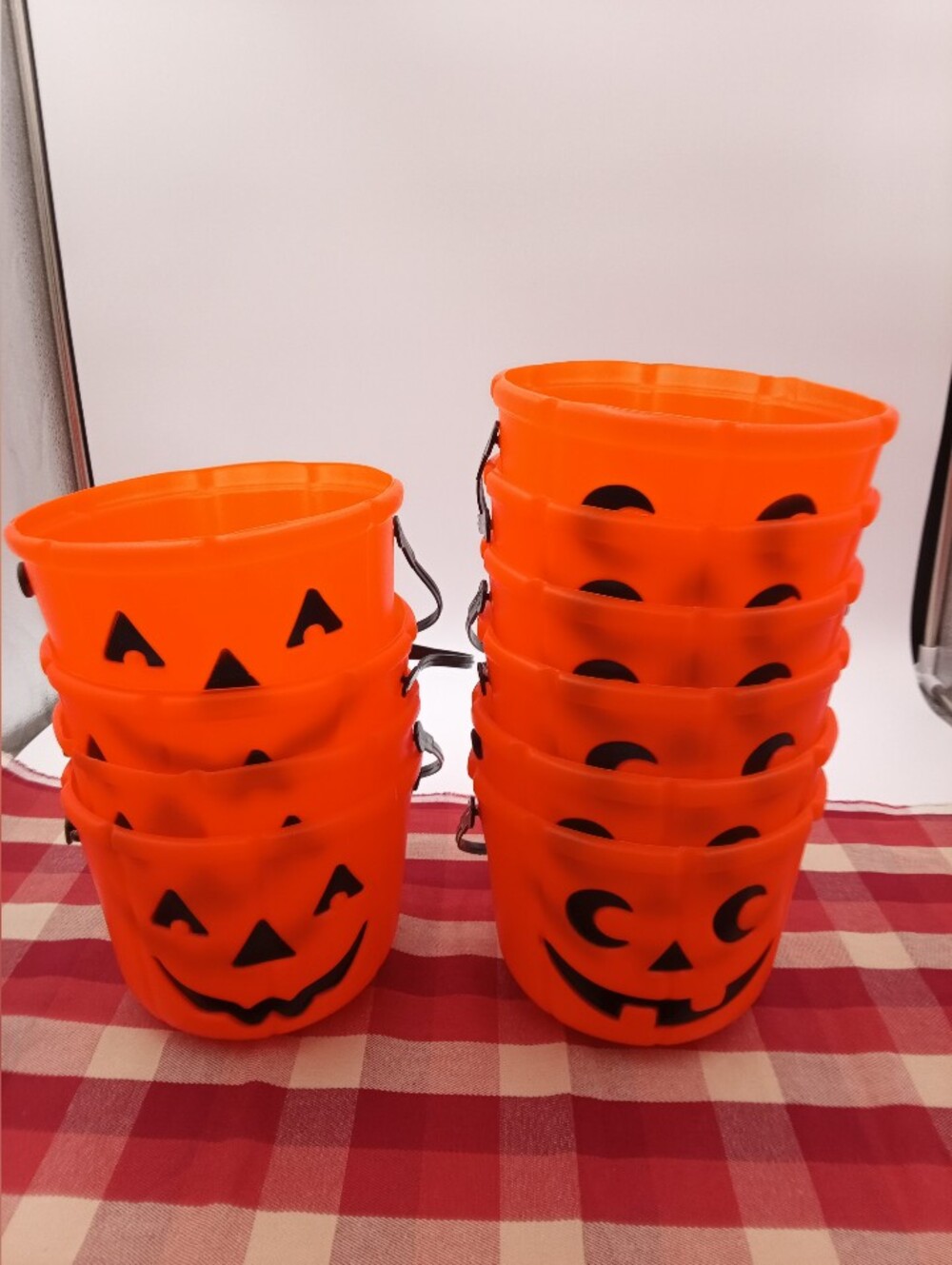 Kids Pumpkin Halloween Bucket Nwot